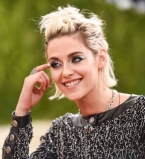 Met Gala 2016: Кристен Стюарт, Ирина Шейк, Николь Кидман и другие звезды, чьи наряды назвали нелепыми