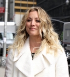 Официально: Кейли Куоко развелась с Райаном Свитингом