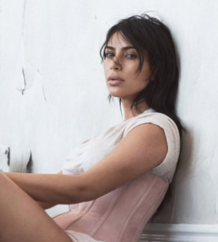 Ким Кардашьян блистает на обложке австралийского Vogue