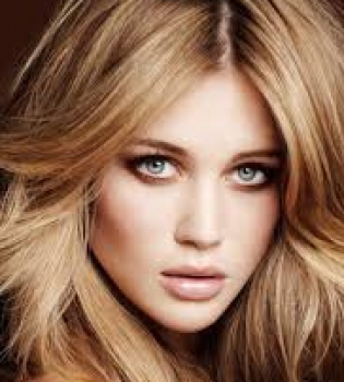 окрашивание волос с Apivita