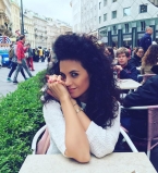 Настя Каменских показала женственность в соблазнительном танце