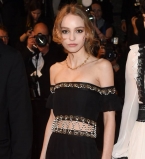 Дочь Джонни Деппа рассказала о долгожданном подарке на свое 17-летие