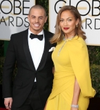 Дженнифер Лопес усыновит ребенка после свадьбы с любимым &ndash; СМИ