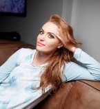 Слава из "Неангелов" показала лицо без макияжа