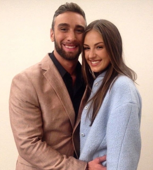 Победительницей шоу Холостяк-6 стала Алена Лесик