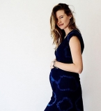 Мы растем: беременная Бехати Принслу опубликовала фото в купальнике