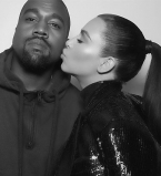 Это любовь: Ким Кардашьян поздравила Канье Уэста с годовщиной свадьбы