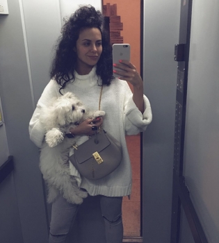 Настя Каменских показала, как расслабляется в свободнее время