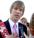 В сеть попало раритетное видео Ивана Дорна с его выпускного