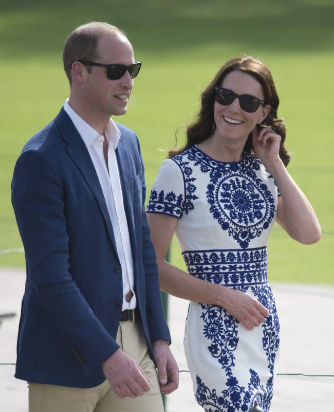 В сети появился новый официальный портрет Кейт Миддлтон и принца Уильяма