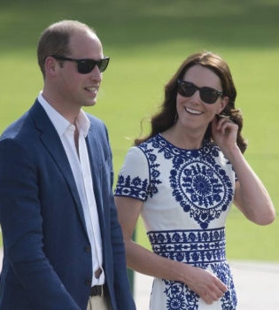 В сети появился новый официальный портрет Кейт Миддлтон и принца Уильяма