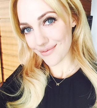 Мерьем Узерли рассекретила своего возлюбленного