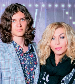 Ирина Билык и е сын Глеб