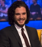 Кит Харингтон о своей славе: &quot;Надеюсь, мне дают роли не за красивое тело, лицо и кудряшки&quot;