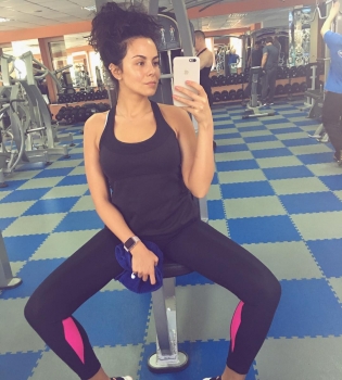 Ни  минуты без спорта: Настя Каменских поделилась новым видео с тренировки