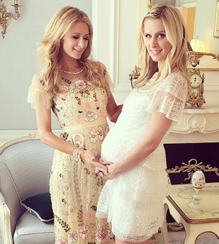 Пэрис Хилтон устроила еще одну вечеринку для беременной сестры Ники