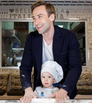 Дмитрий Шепелев с сыном Платоном