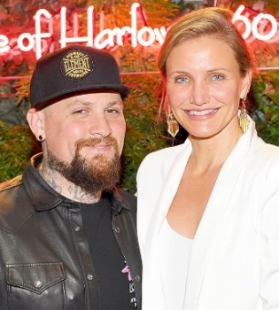 Камерон Диас и Бэнджи Мэдден впервые после свадьбы появились на публике вместе