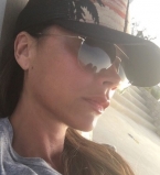 Семейство на отдыхе: Виктория и Дэвид Бекхэм с детьми релаксируют на море