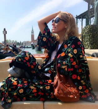 Друзья поздравляют Ксению Собчак с беременностью