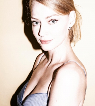 33-летняя Светлана Ходченкова показала лицо без макияжа