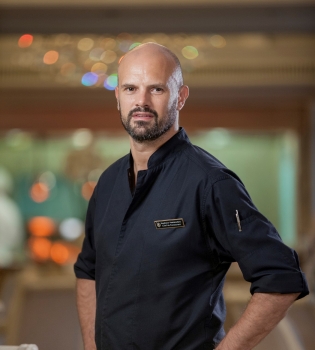 Виртуозный шеф-повар отеля InterContinental Kiev презентовал новое летнее меню