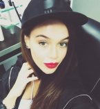 Мария Яремчук обескуражила публику соблазнительным образом на выступлении в Одессе