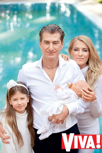 Ольга Горбачева и Юрий Никитин с детьми