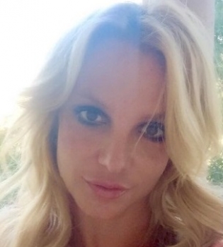 Любительница перемен: Бритни Спирс сделала новую прическу