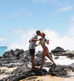 Счастливее не бывает: Бейонсе, Джей-Зи и Блу Айви наслаждаются отдыхом на Гавайях