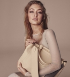 Джиджи Хадид снялась в роскошной рекламной кампании итальянского бренда