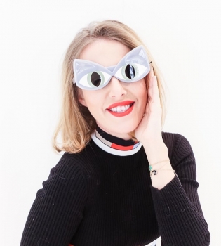 Беременного живота нет: Ксения Собчак удивила снимком в купальнике