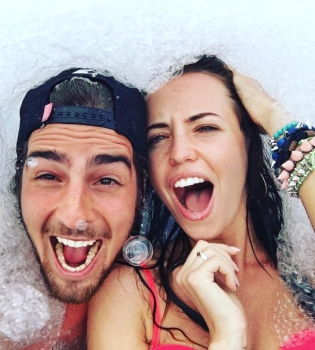 Надя Дорофеева трогательно поздравила своего мужа Владимира Дантеса с днем рождения