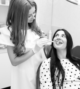 В Киеве появилась студия профессионального ухода за улыбкой