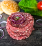 Правильное мясо для пикника в Sam's Steak House!