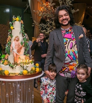 Филипп Киркоров устроил пышный праздник в честь 4-летия сына Мартина
