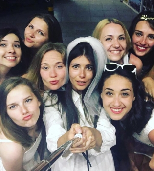 Юлия Топольницкая