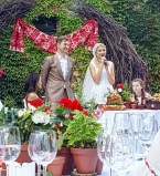 В сети появились первые снимки со свадьбы Ольги Горбачевой и Юрия Никитина в украинском стиле