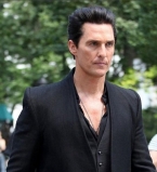 Мэттью Макконахи обескуражил публику своим маникюром