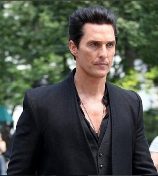 Мэттью Макконахи обескуражил публику своим маникюром