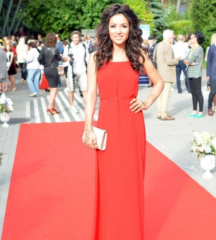 Злата Огневич очаровала публику восхитительным образом на Юрмале