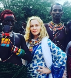 Звездное воссоединение: Мадонна вместе с сыном Рокко путешествует по Кении