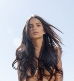 Голая правда: Эмили Ратажовски полностью обнажилась для новой фотосессии