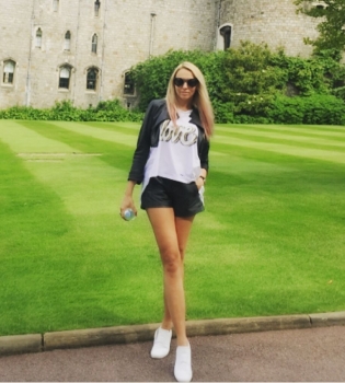 Оля Полякова подарила мужу на день рождения поездку за $15 тысяч