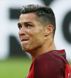 Криштиану Роналду расплакался во время финального матча ЕВРО-2016