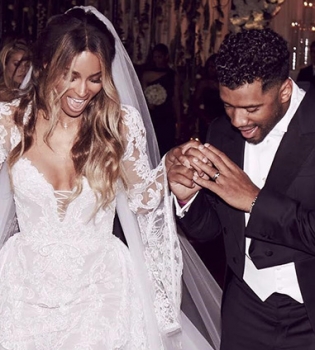 Сиара поделилась новыми свадебными фото