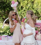 Сестра Пэрис Хилтон родила первенца