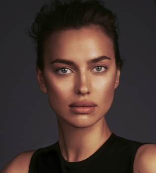 Ирина Шейк, Роузи Хантингтон-Уайтли и Эмили Ратаковски снялись для обложки глянца