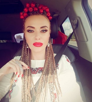 Слава Каминская показала подросшего сына