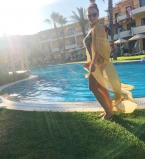 Анфиса Чехова придерживается строгой диеты на отдыхе в Греции